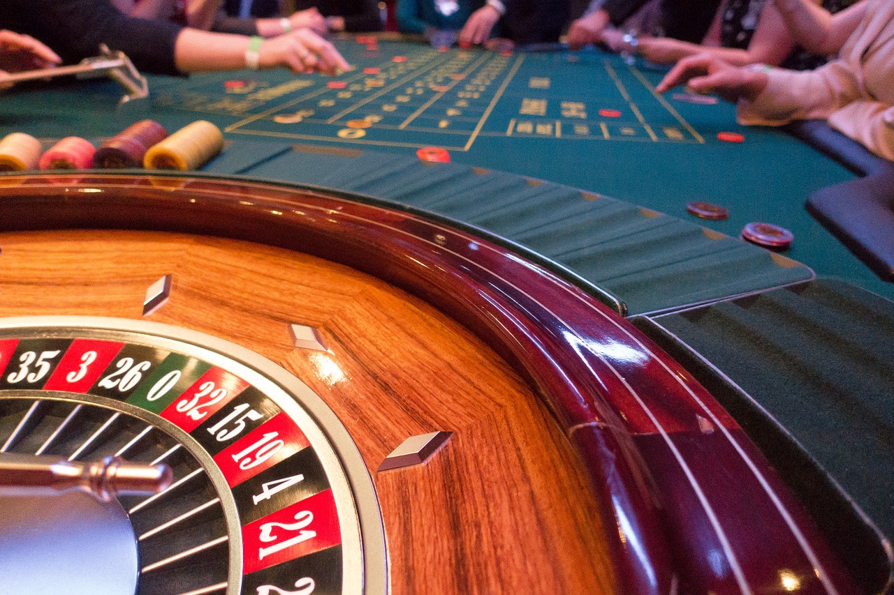 4 Security Challenges Casinos Face (and 1 Solution)